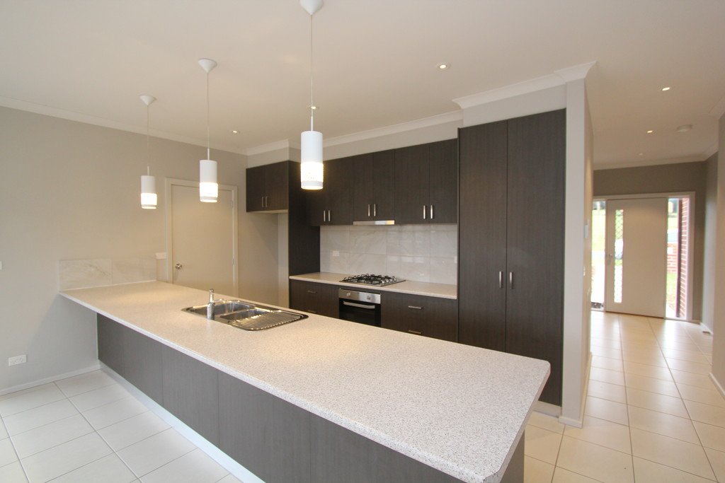 102 Sweeney Street BLACK HILL 4