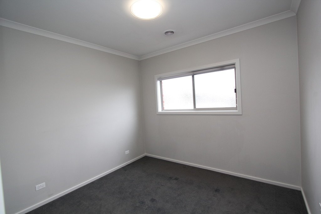 102 Sweeney Street BLACK HILL 10