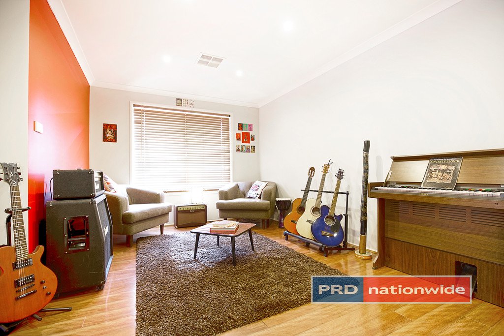 102 Talbot Road HAZELBROOK 16