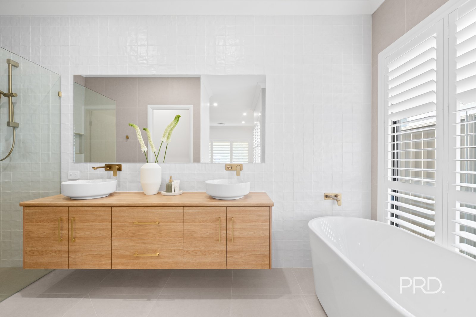 102 The Esplanade Central  WAGGA WAGGA 11