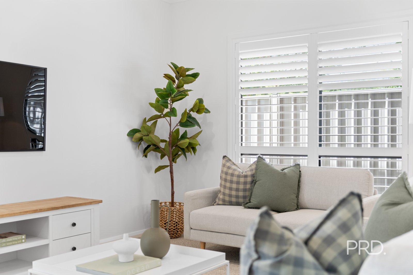 102 The Esplanade Central  WAGGA WAGGA 29