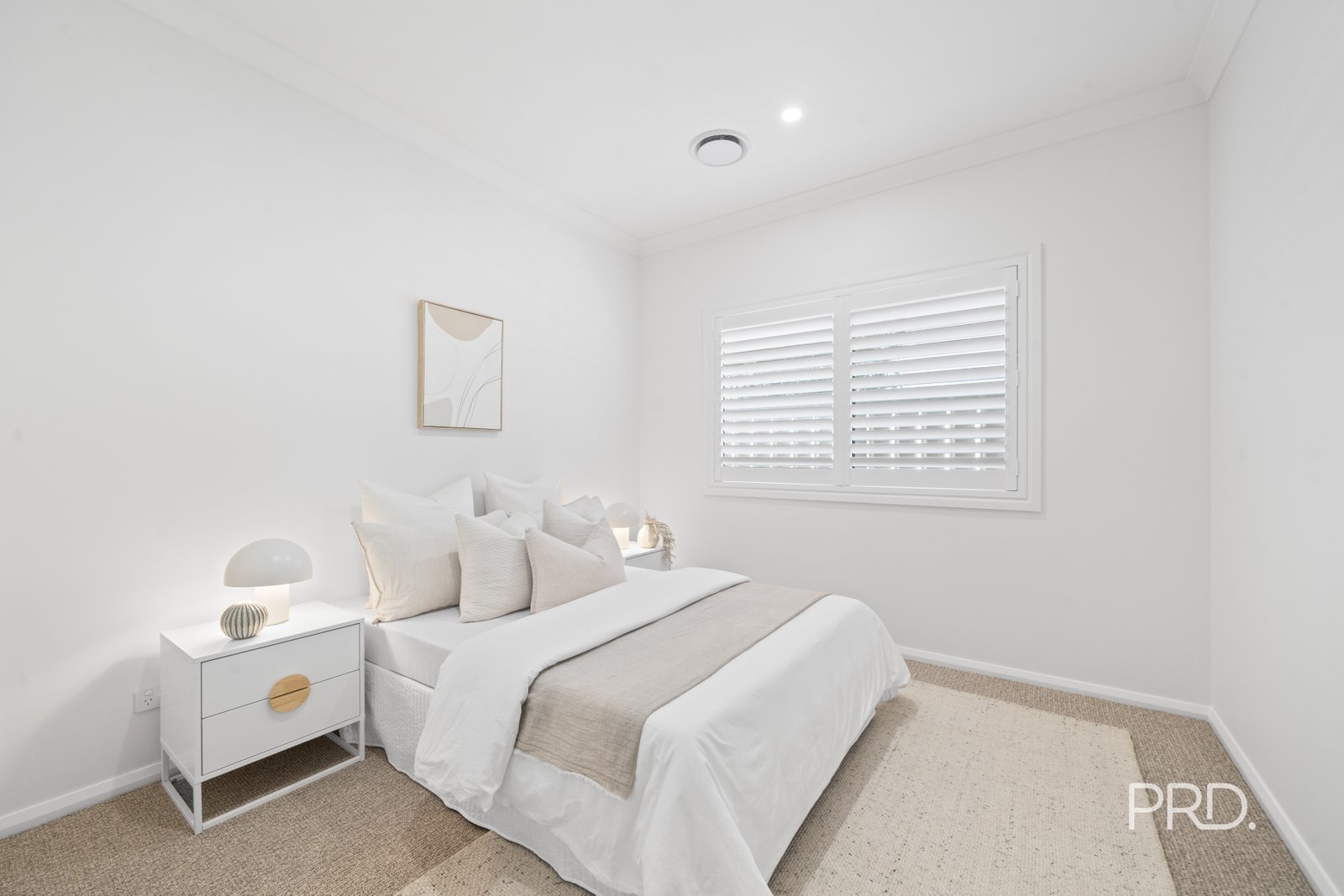 102 The Esplanade Central  WAGGA WAGGA 32