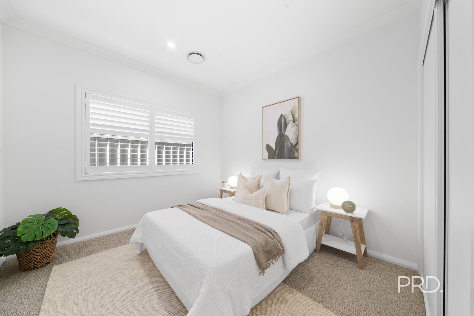 102 The Esplanade Central  WAGGA WAGGA 33