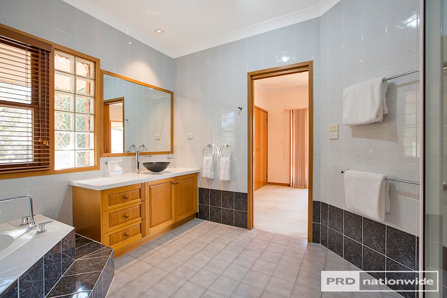 102 Tregarthen Road TAMWORTH 11