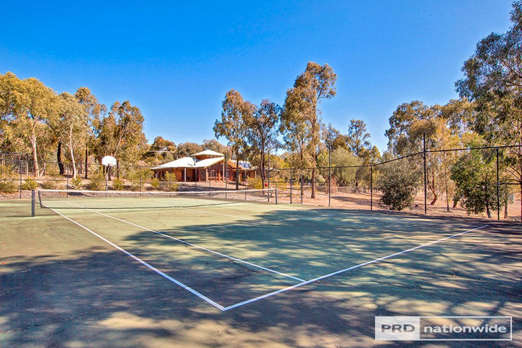 102 Tregarthen Road TAMWORTH 18