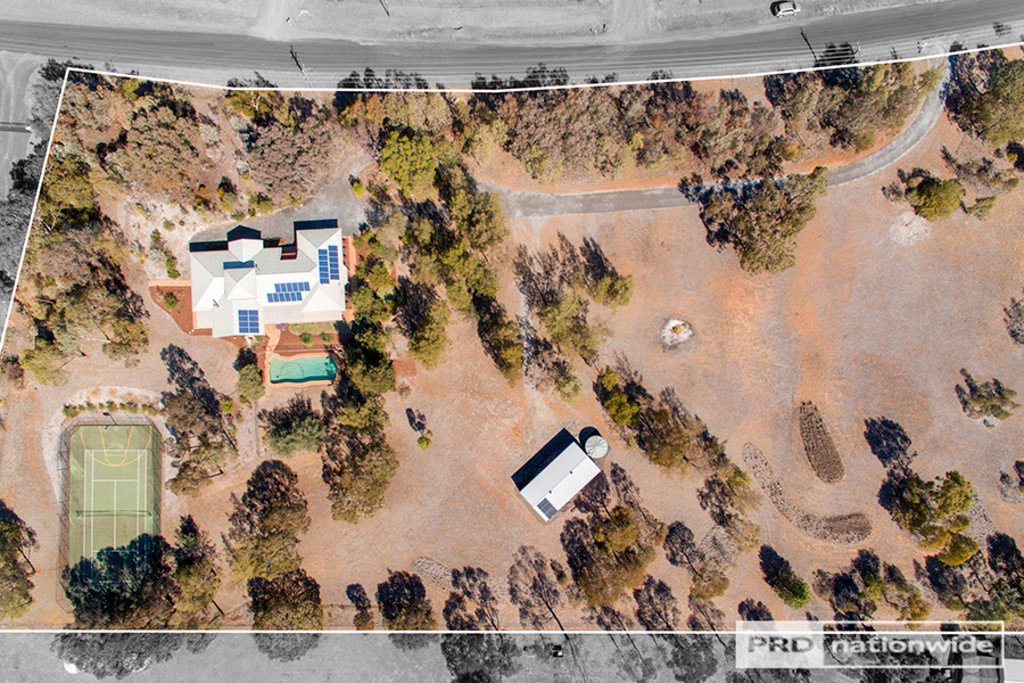 102 Tregarthen Road TAMWORTH 22