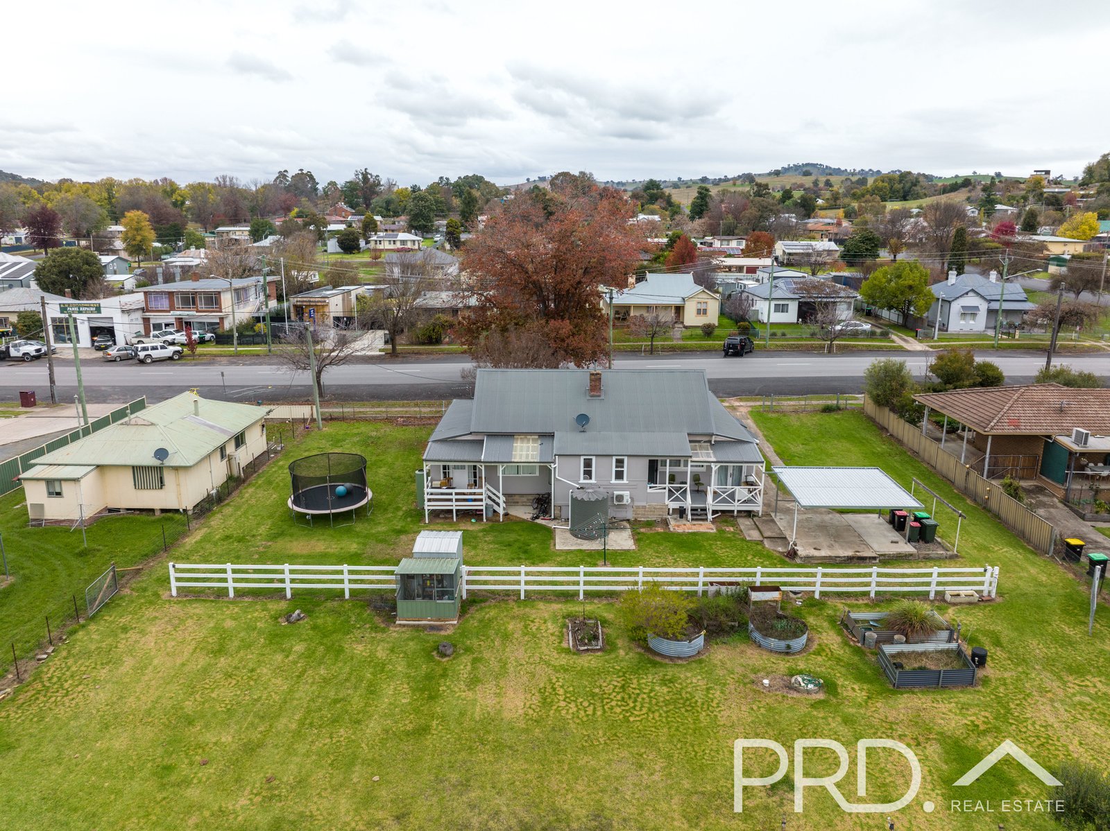 102 Tumut Street ADELONG 16