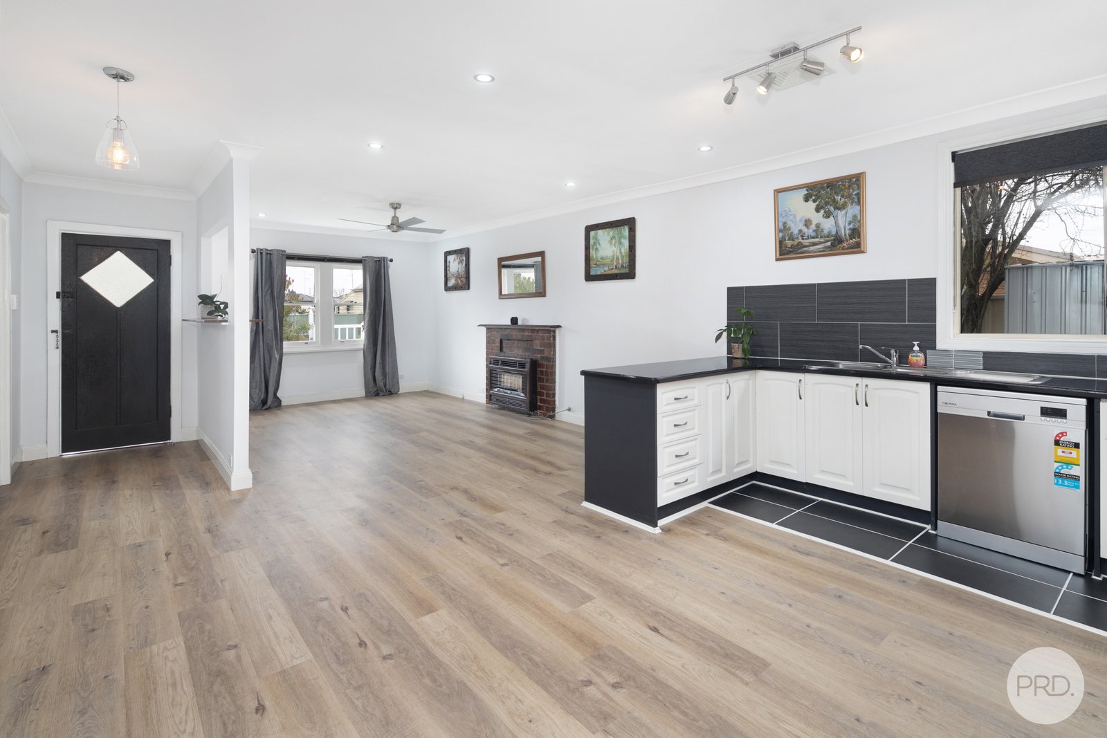 102 Vickers Street SEBASTOPOL 5