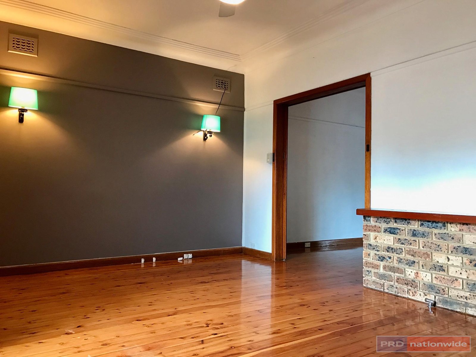 102 Weston Street PANANIA 2