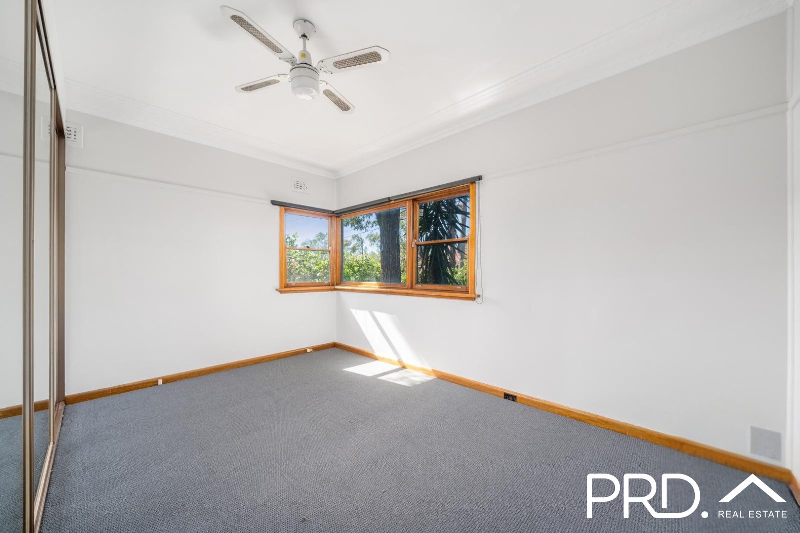 102 Weston Street PANANIA 4