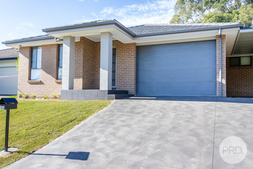 102 York Road SOUTH PENRITH 1