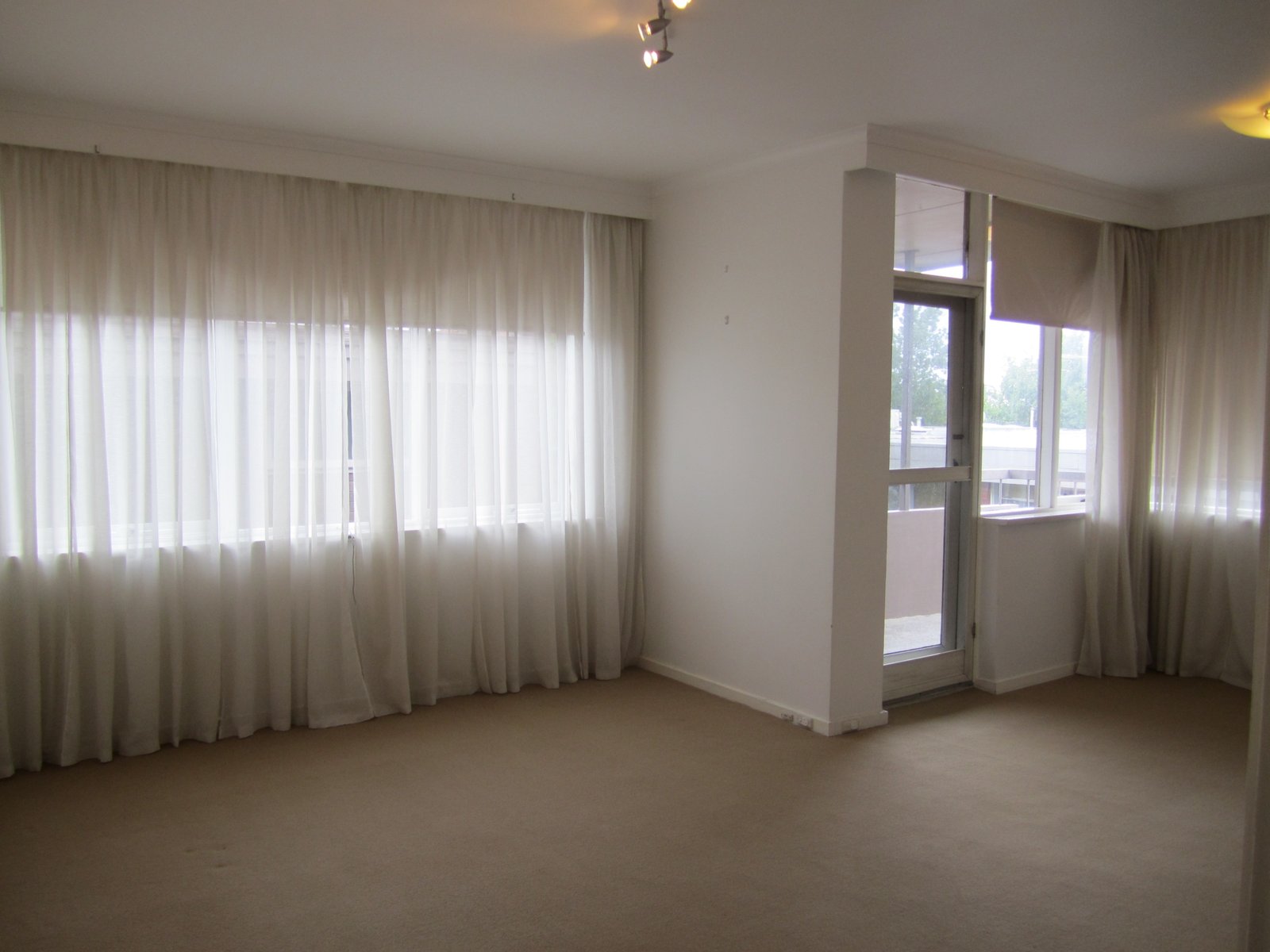 Gallery: 10/20 Tennyson Street
