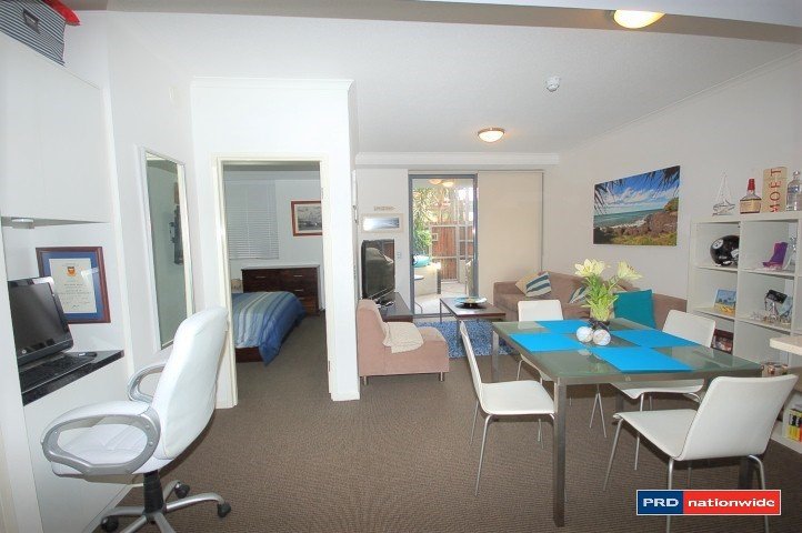 1020/1 Ocean Street BURLEIGH HEADS 5