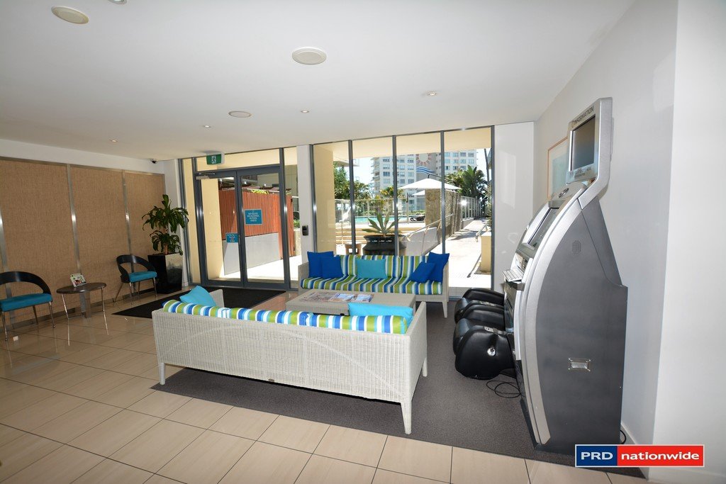 1020/1 Ocean Street BURLEIGH HEADS 12