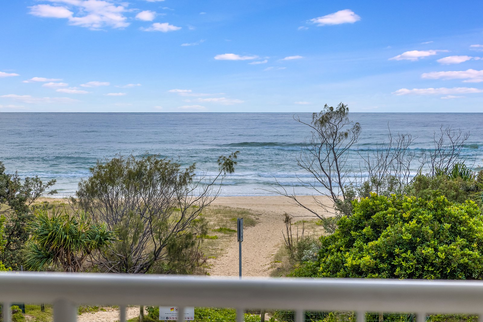 10/206-210 Pacific Parade BILINGA 8