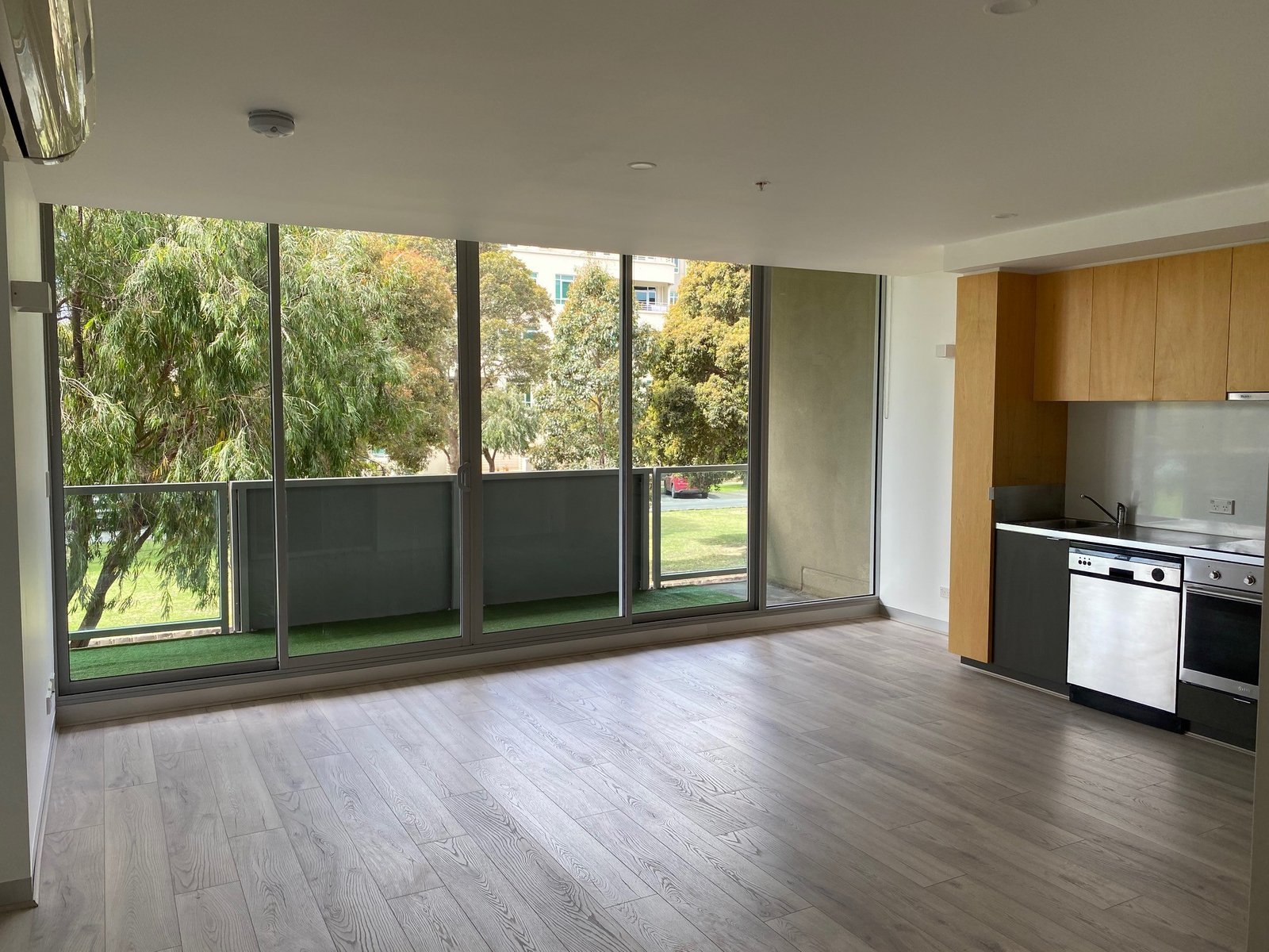 Gallery: 102/1 Danks Street