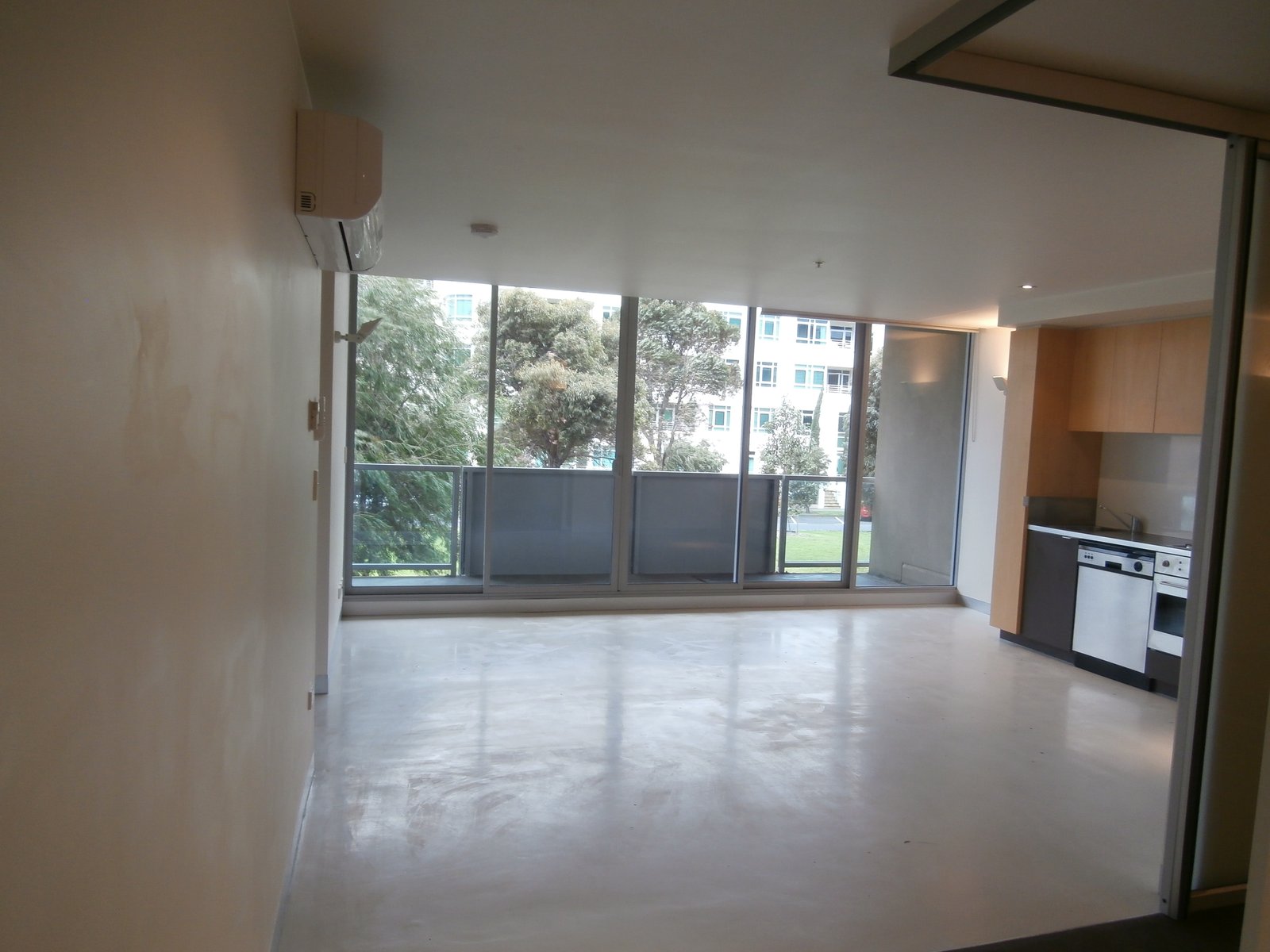 Gallery: 102/1 Danks Street