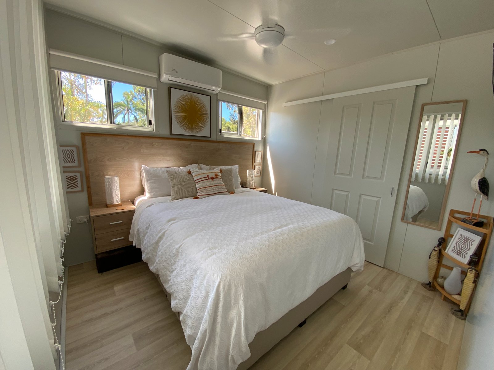 102/1 JACARANDA Drive BOYNE ISLAND 3