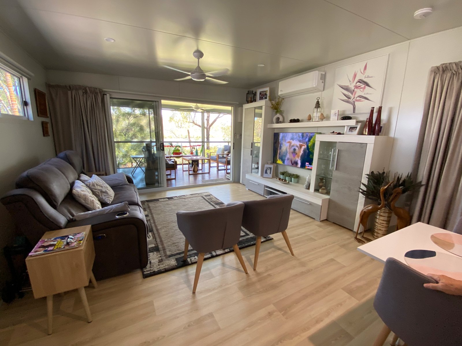 102/1 JACARANDA Drive BOYNE ISLAND 4