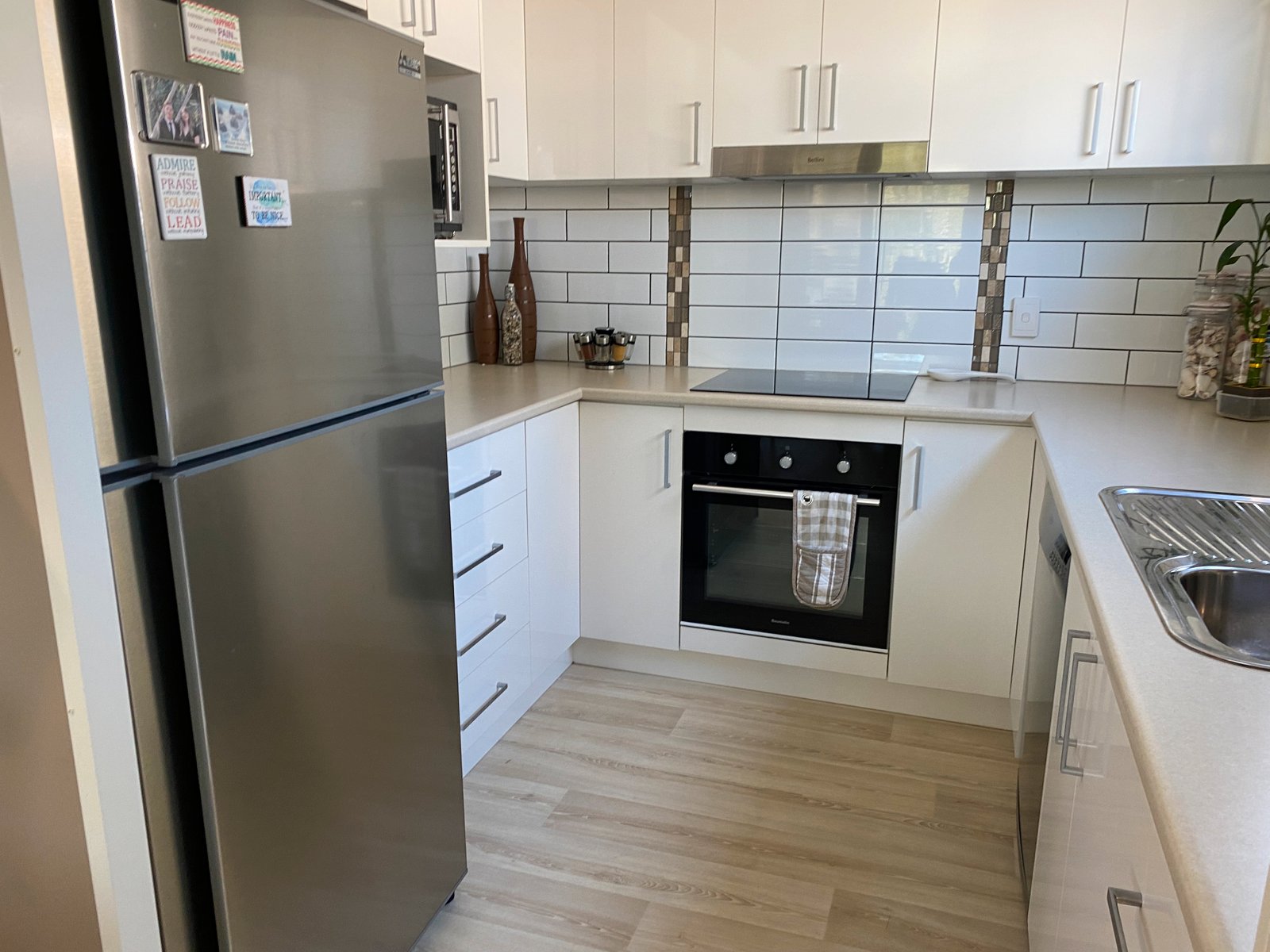 102/1 JACARANDA Drive BOYNE ISLAND 8