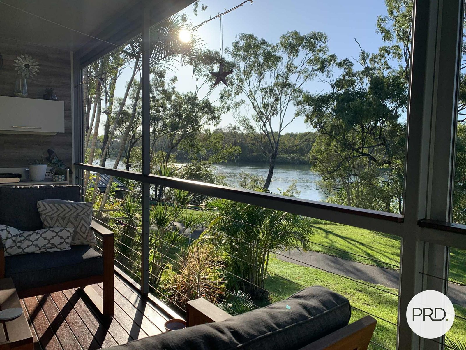 102/1 JACARANDA Drive BOYNE ISLAND 3