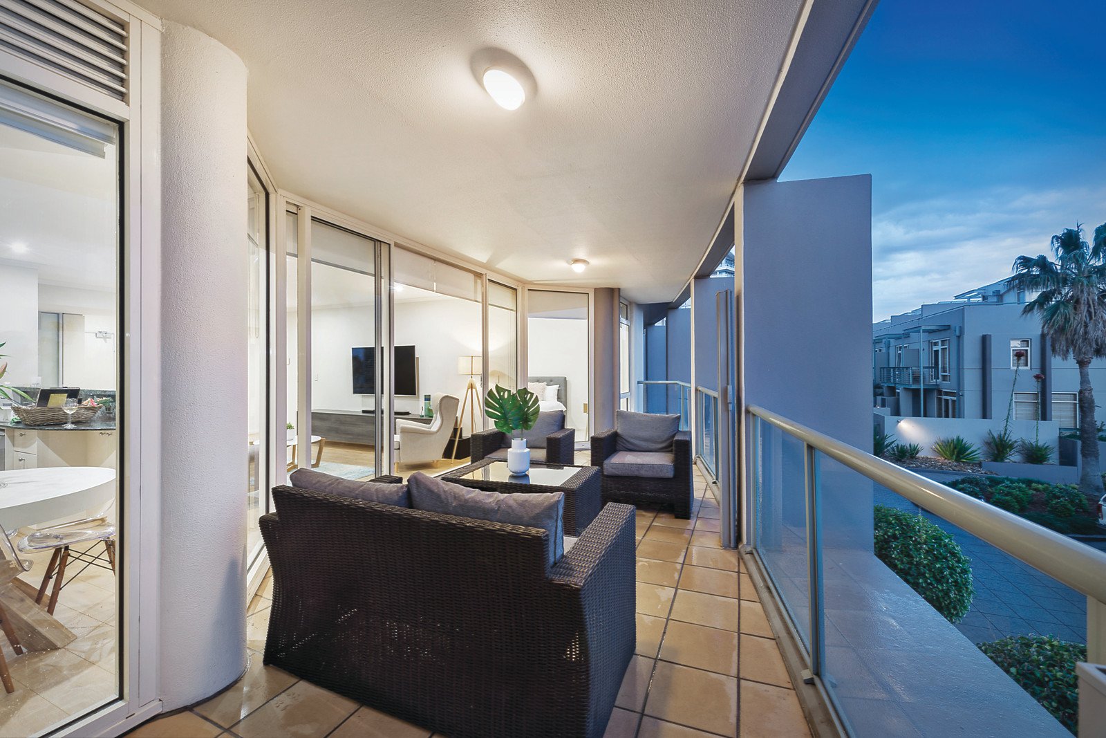 102/127 Beach Street, Port Melbourne, VIC