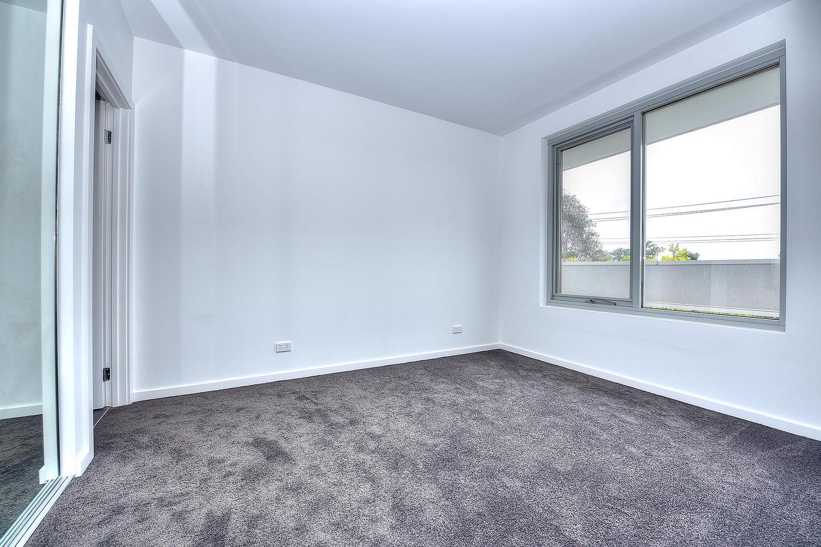 Gallery: 102/16-18 Dalgety Street