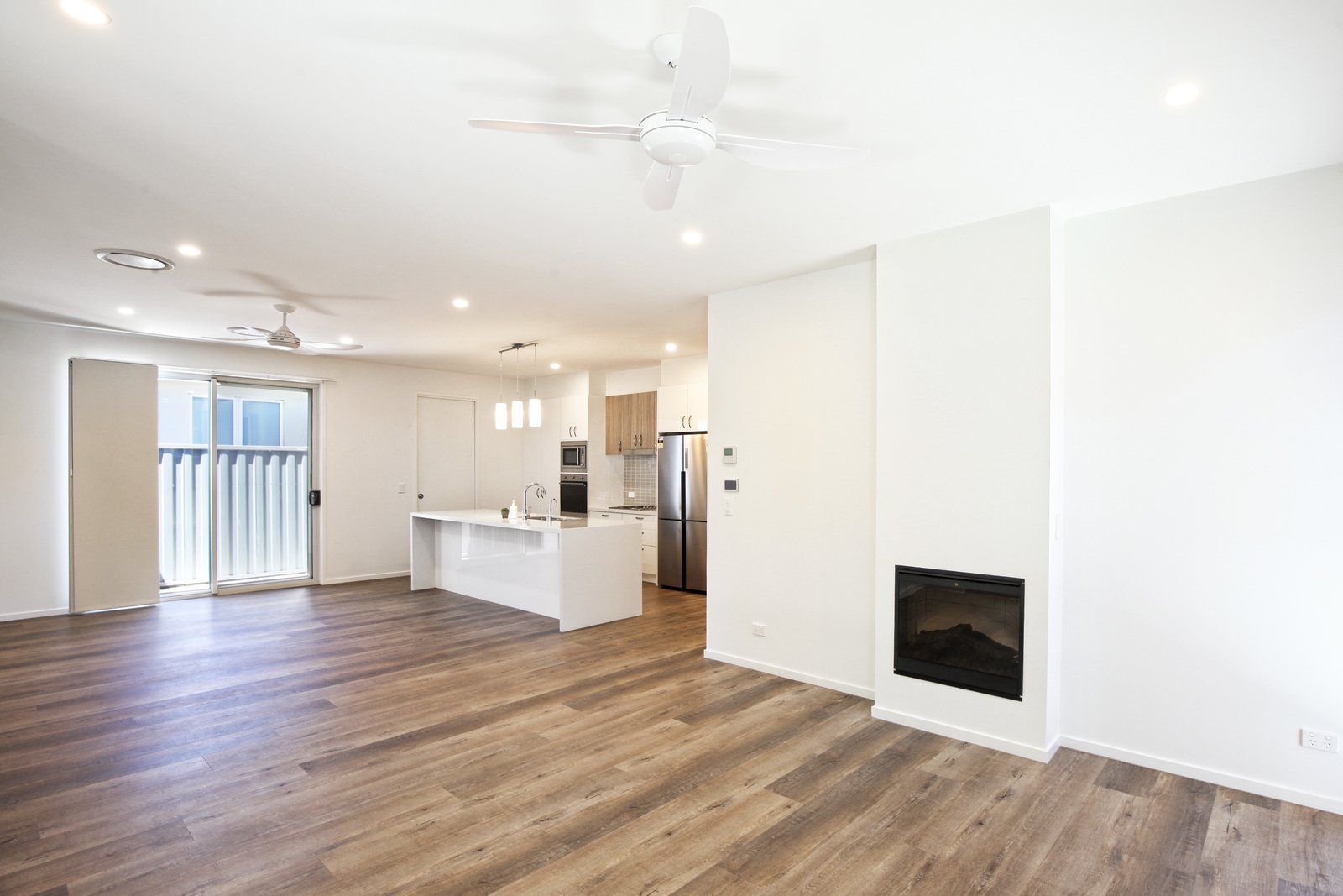 Real Estate and Property in 102/1849 Mount Macedon Road, Woodend, VIC