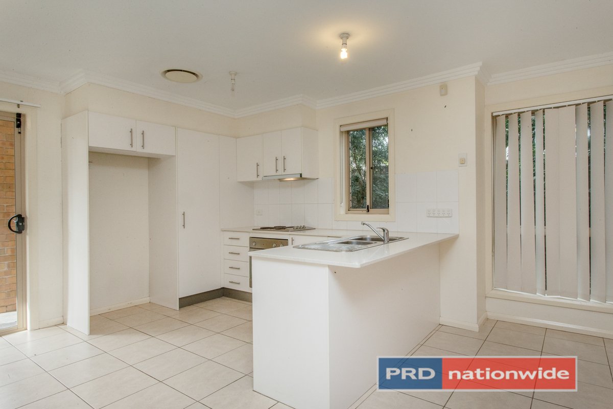 10/22-24 George Street KINGSWOOD 5