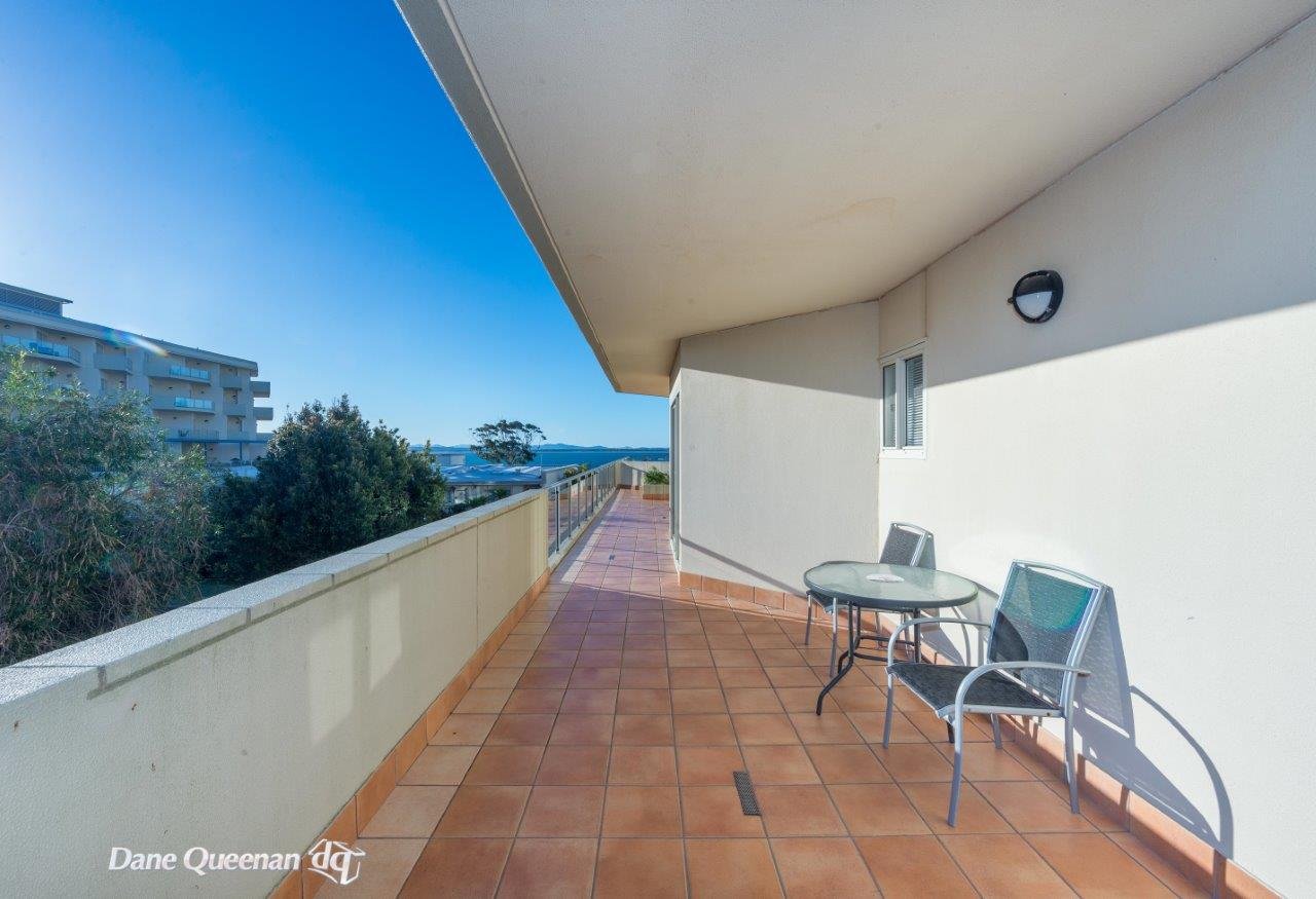 102/2 Messines Street SHOAL BAY 25