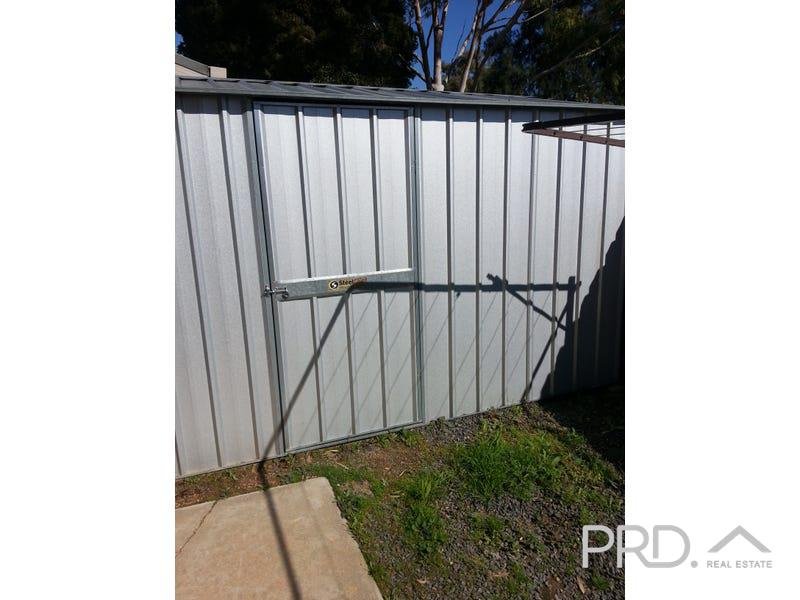 10/221-223 Adams Street WENTWORTH 7