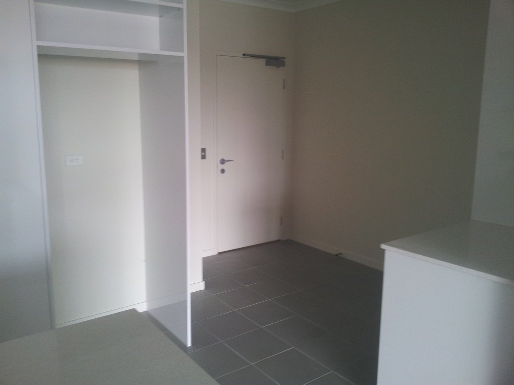 102/25 Malata Crescent SUCCESS 3