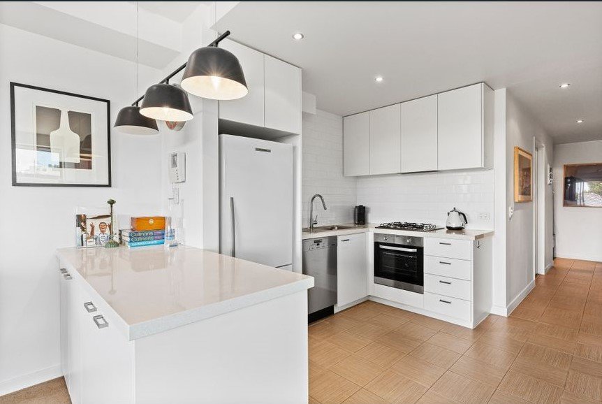 Gallery: 102/285-305 Centre Road