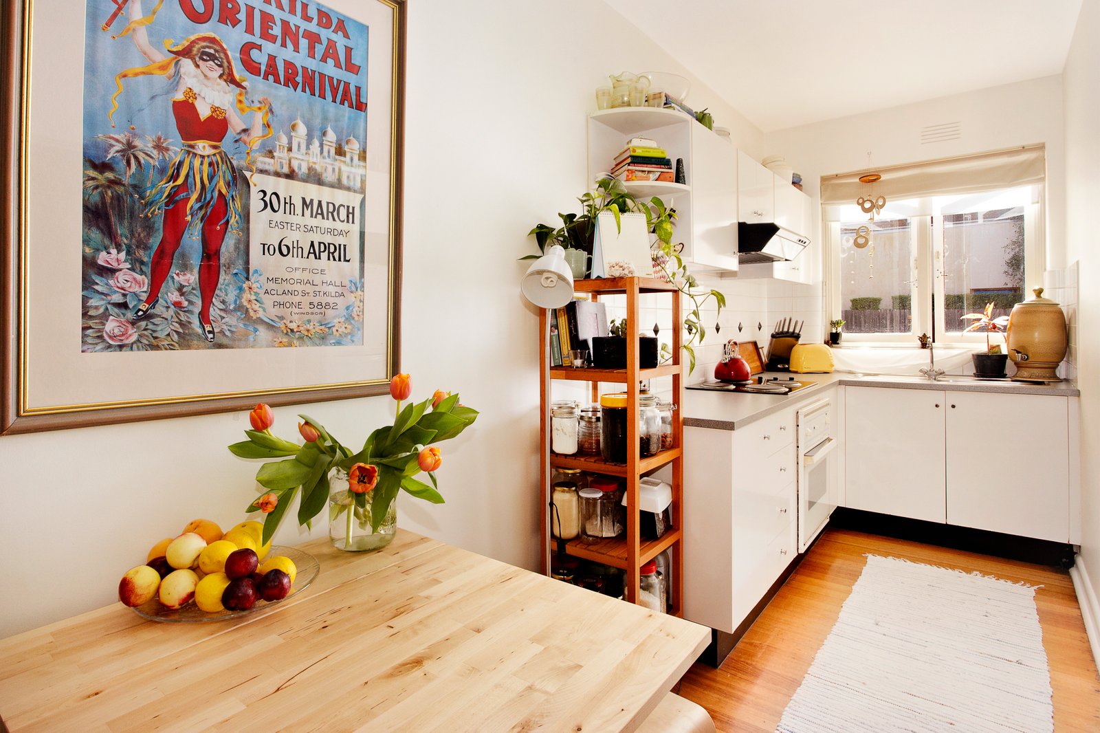 Gallery: 10/22a Acland Street