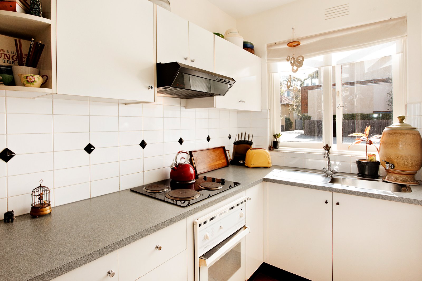 Gallery: 10/22A Acland Street