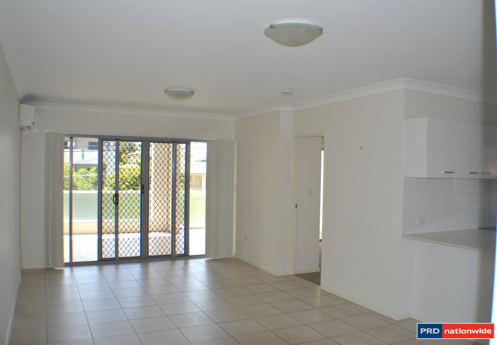 10/23 Noble Street CLAYFIELD 2