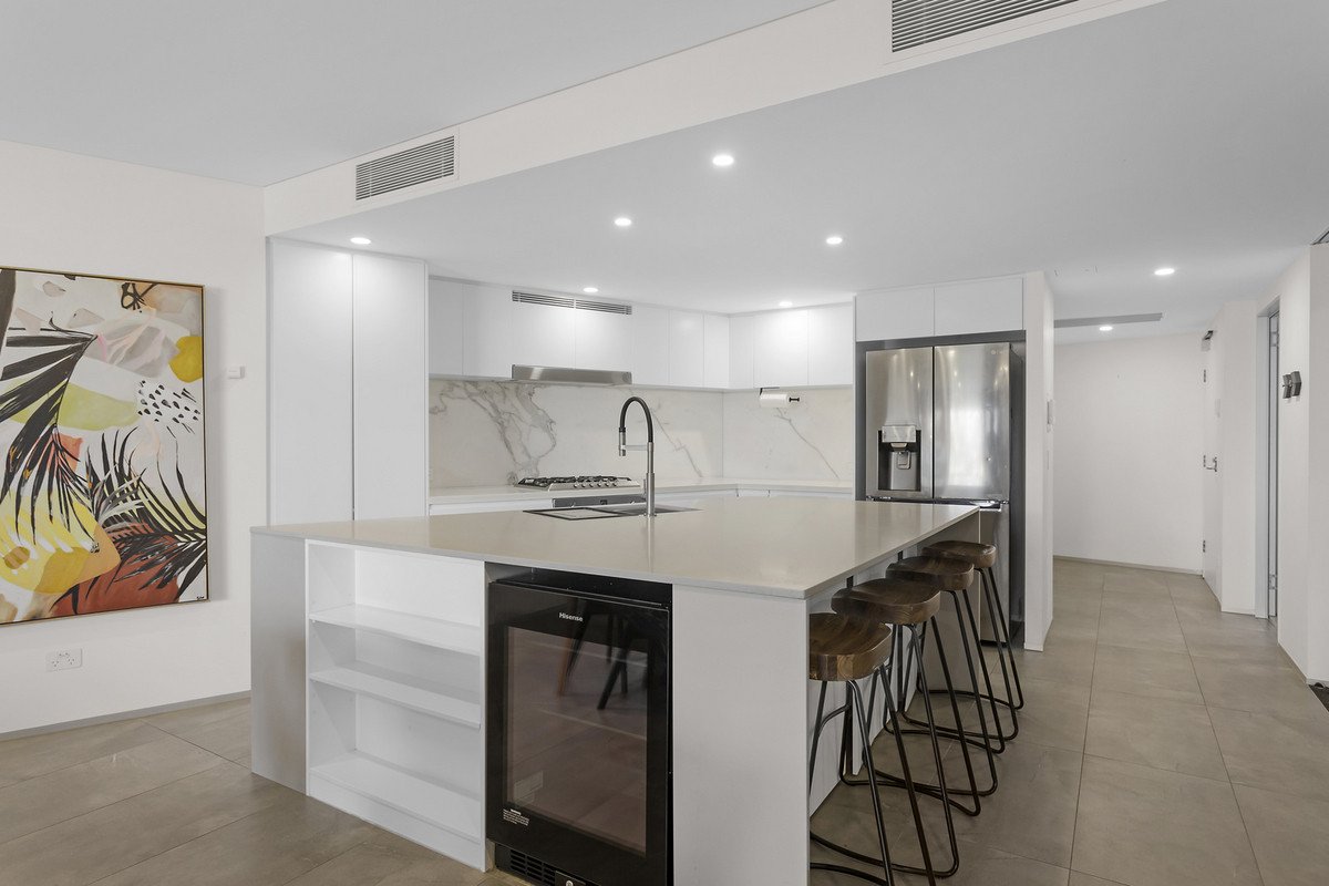 1023/2-14 The Esplanade Burleigh Heads 1