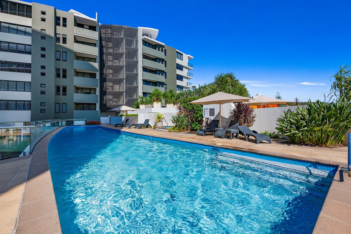 1023/2-14 The Esplanade Burleigh Heads 3