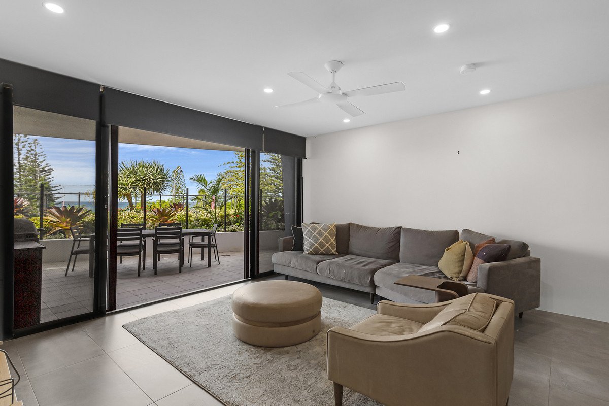 1023/2-14 The Esplanade Burleigh Heads 7