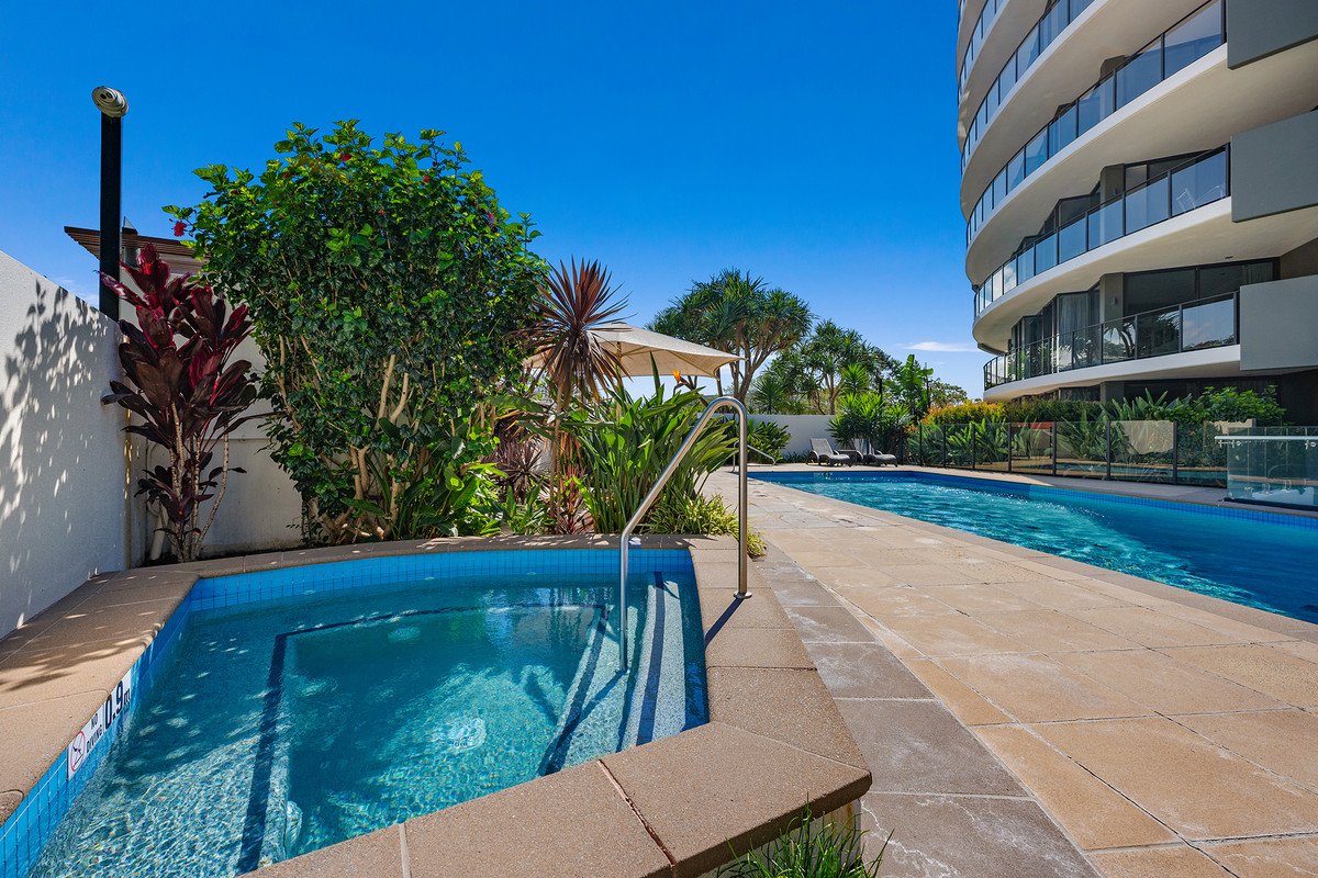1023/2-14 The Esplanade Burleigh Heads 24