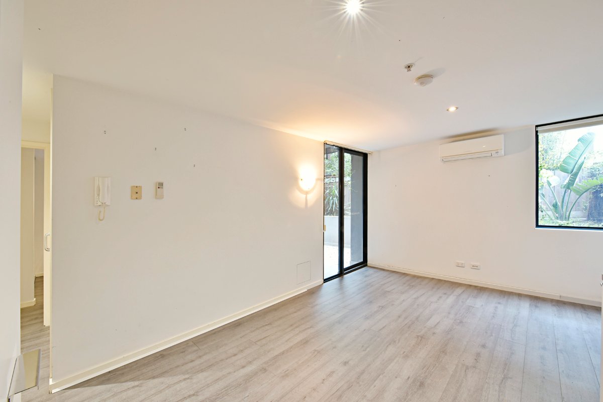 Gallery: 10/233 Dandenong Road