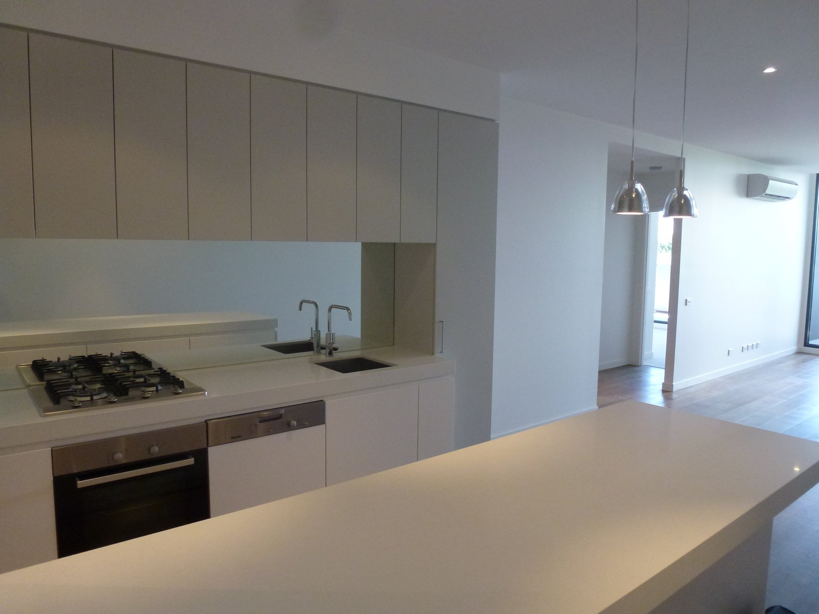 Gallery: 102/380 Bay Street