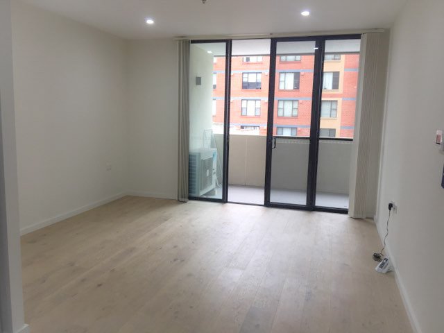 102/380 Forest Rd  HURSTVILLE 2