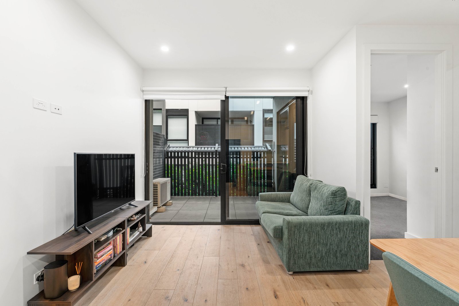 Gallery: 102/39 Nicholson Street