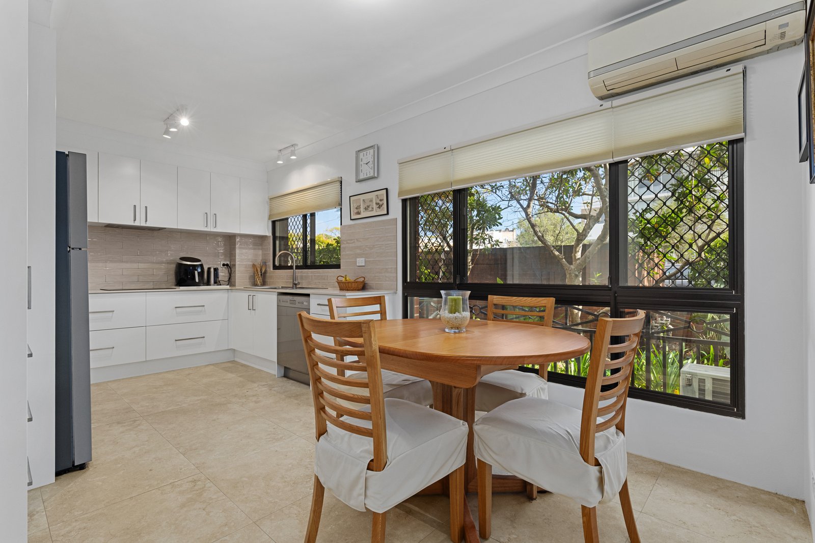 10/24-28 Connelly Street PENSHURST 2