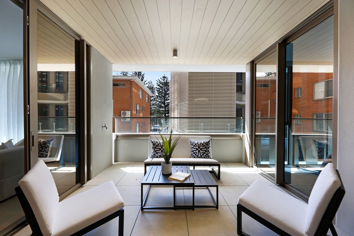 102/4 First Avenue Burleigh Heads 13