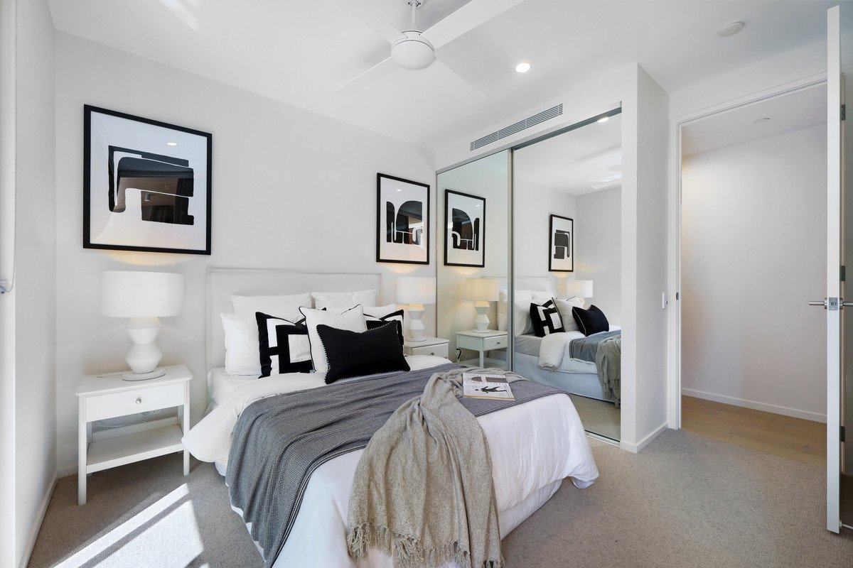 102/4 First Avenue Burleigh Heads 17