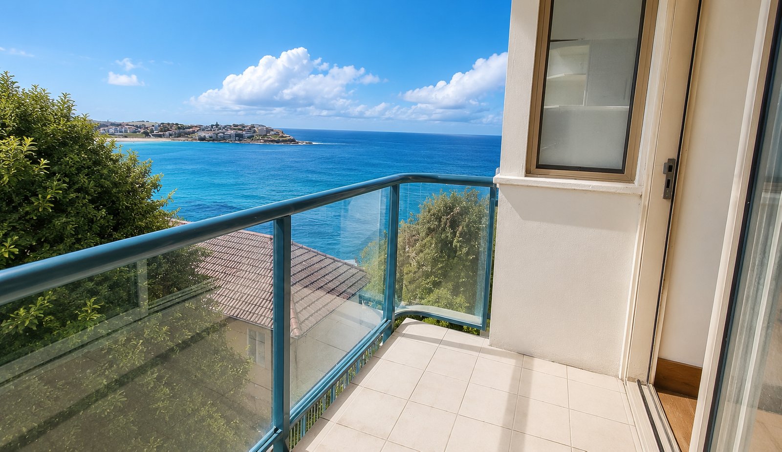 10/24 Sandridge Street BONDI 3
