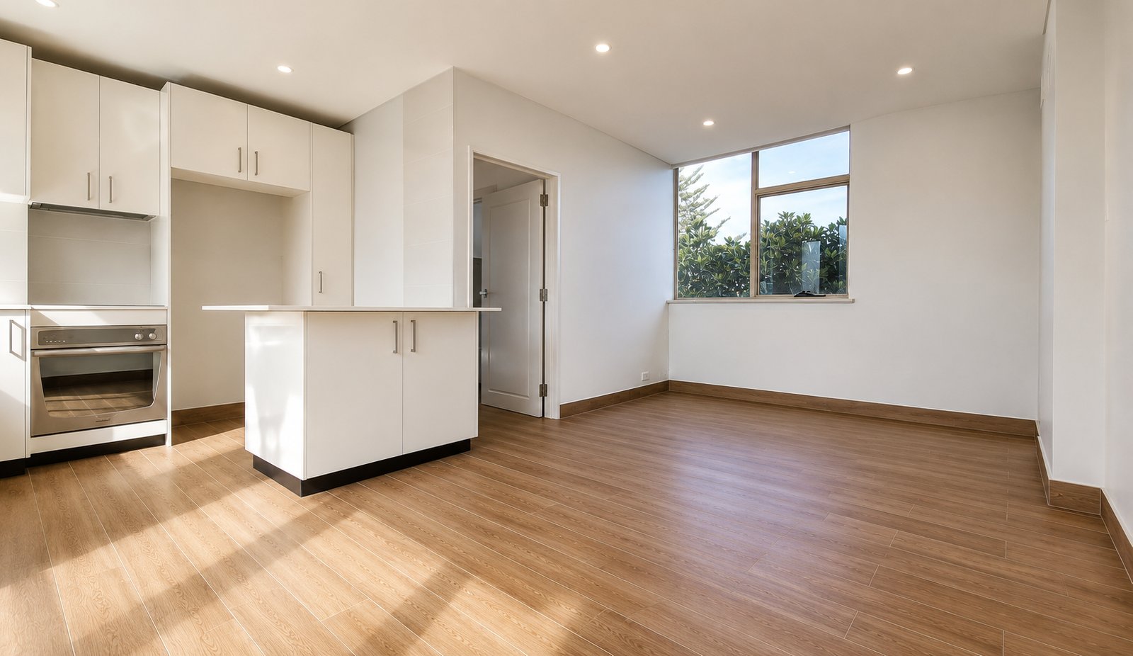 10/24 Sandridge Street BONDI 5