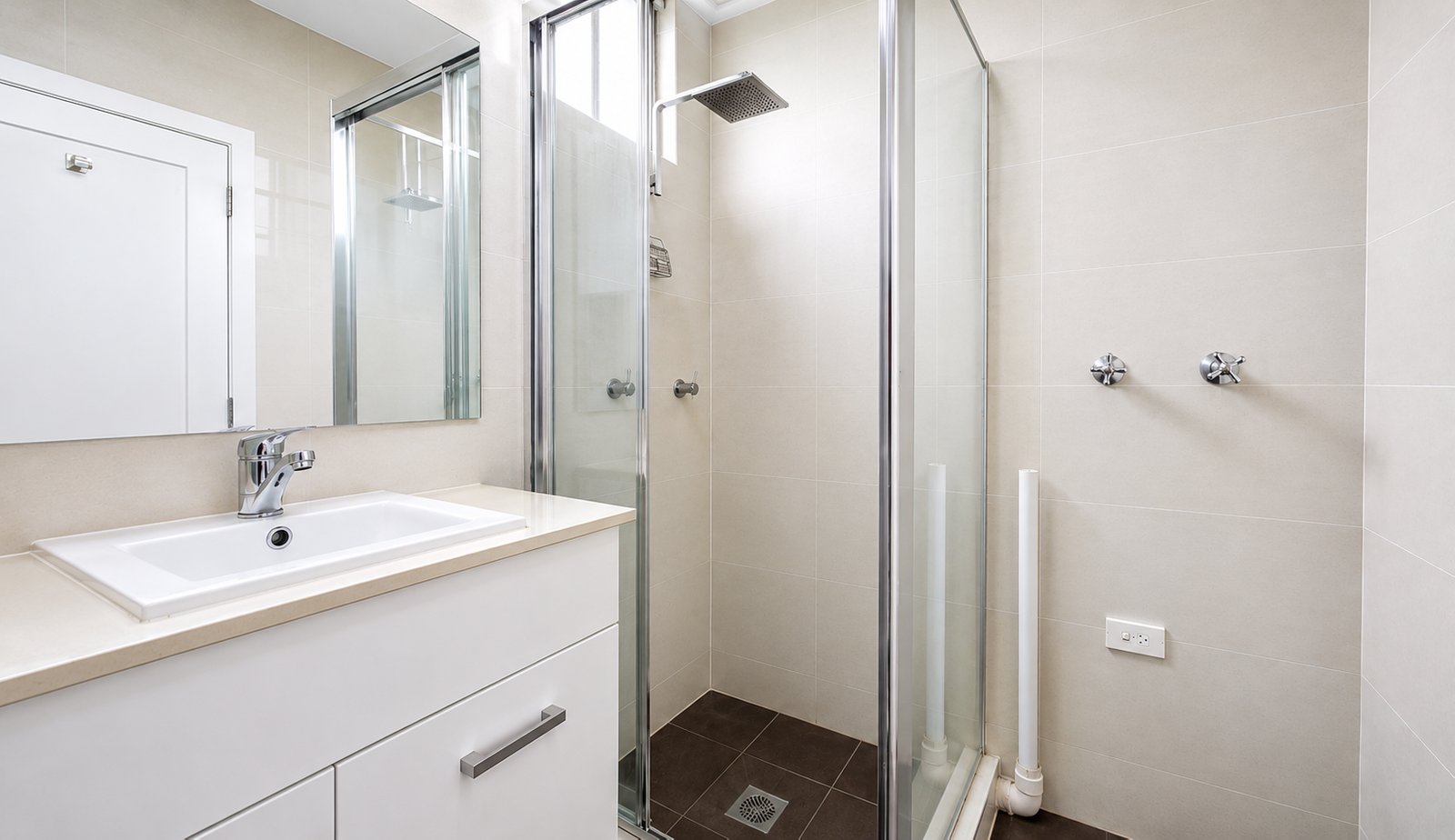 10/24 Sandridge Street BONDI 7